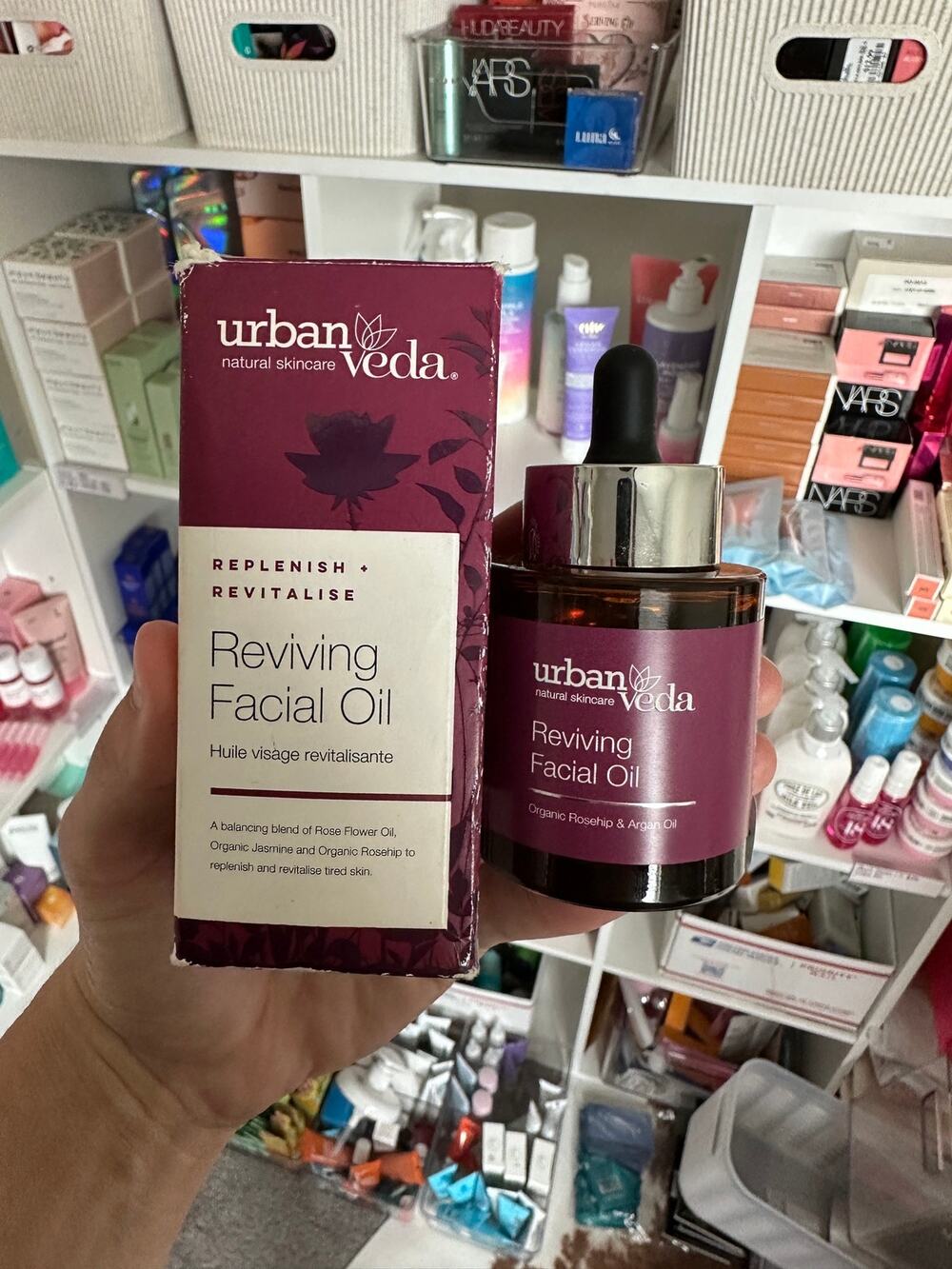 Urban Veda Reviving Rosehip & Shatavari Facial Oil